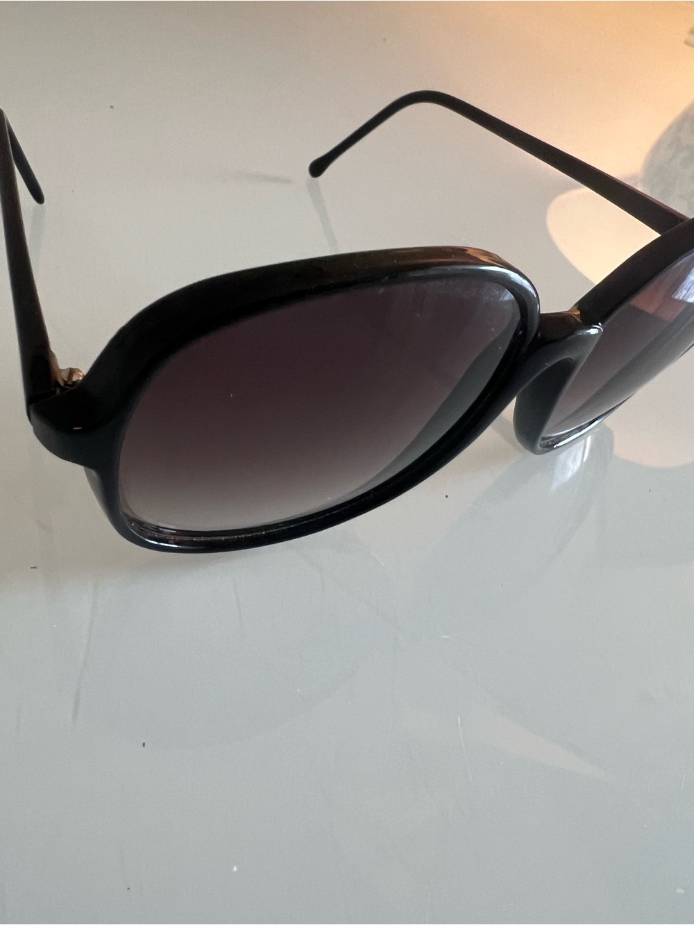 BOUTIQUE Oversized Round Sunglasses Gradient Lens Chic Luxe - Picture 7 of 10